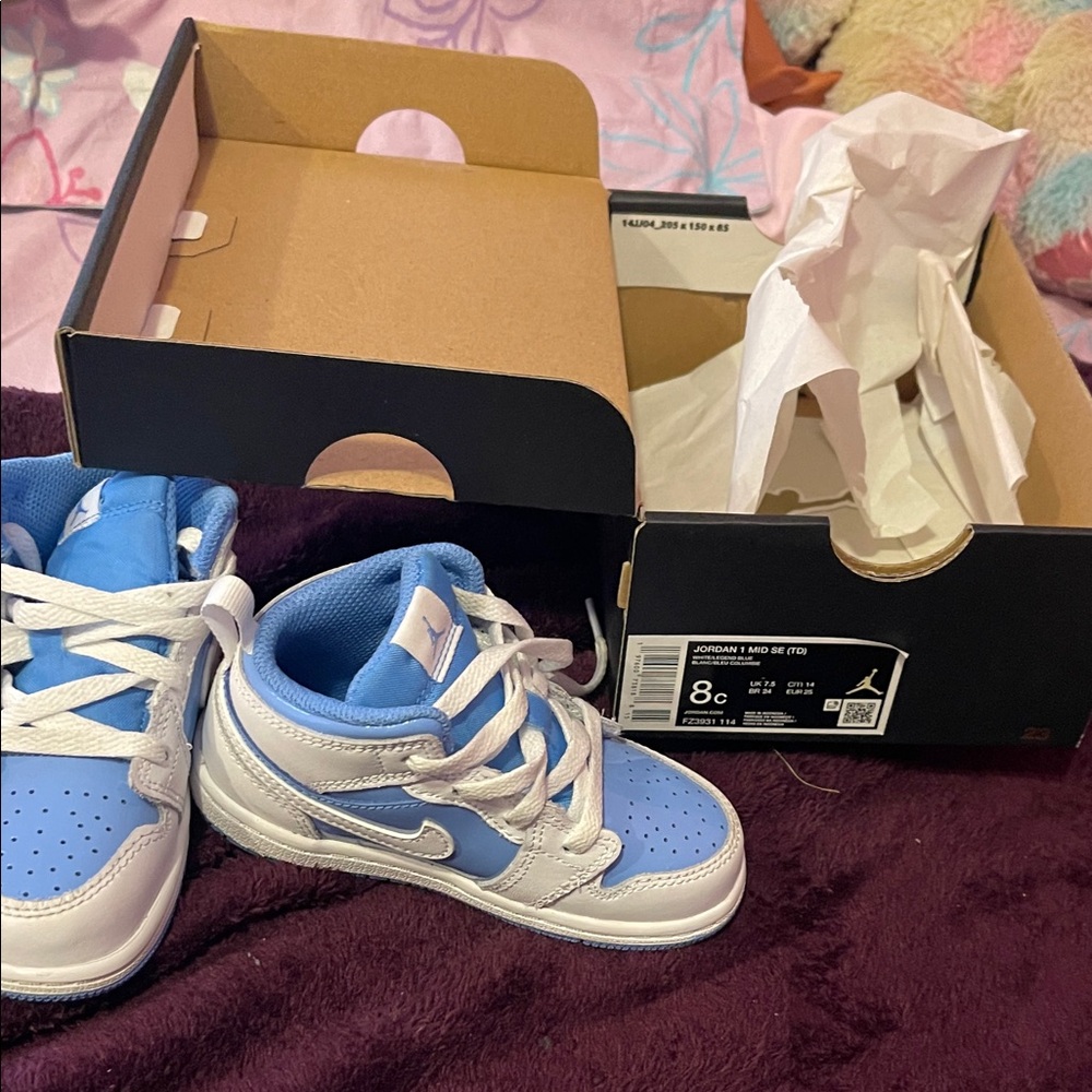 Nike Kids Sky Blue and White Sneakers